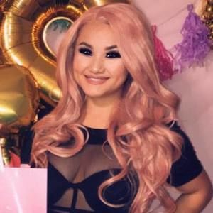 Meet your Posher, Nancy